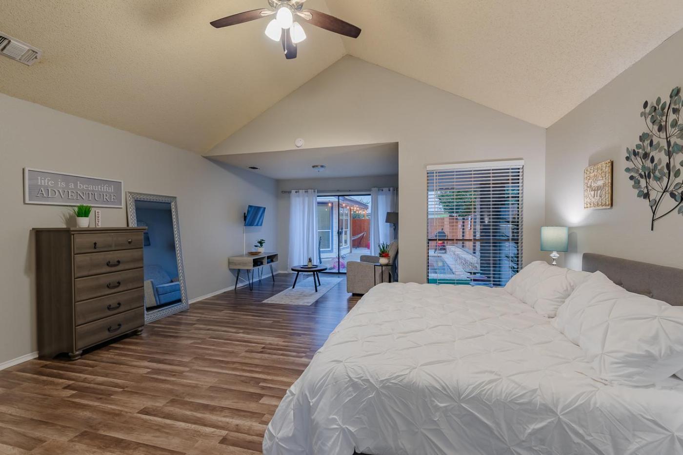 Fun 'N Sun Heated Pool & Gameroom By Fiesta Texas San Antonio Exterior photo